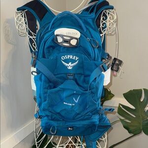 Osprey Raven 14 w/reservoir NWT!